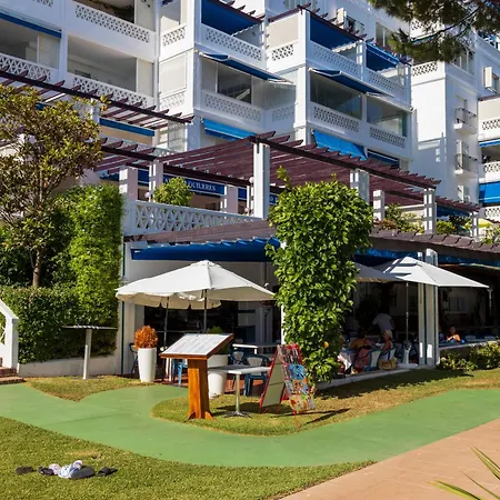 Frontline Beach With Amazing Sea Views Apartment