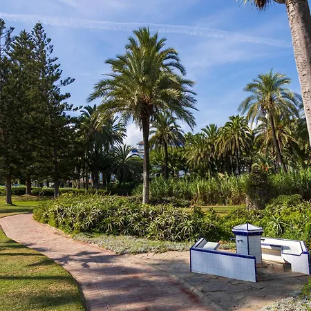 Apartment Frontline Beach With Amazing Sea Views